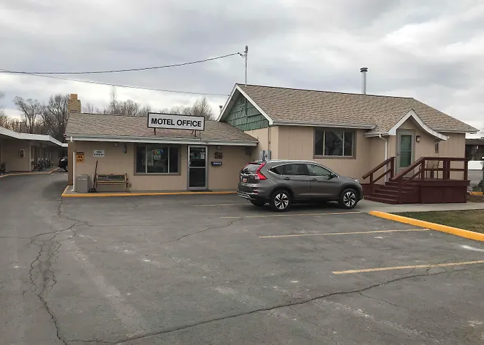 Paintbrush Motel 2*