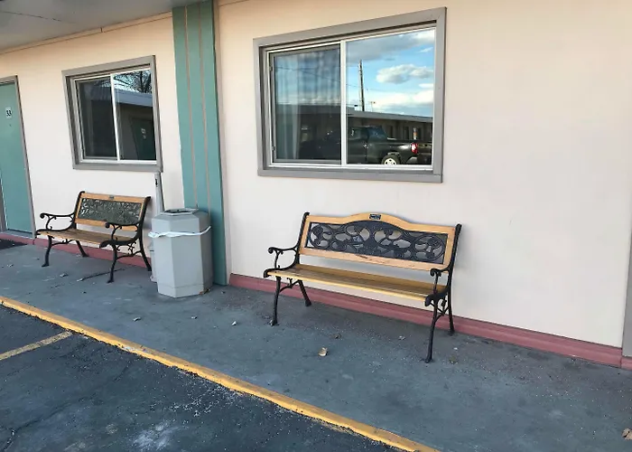 Paintbrush Motel Riverton
